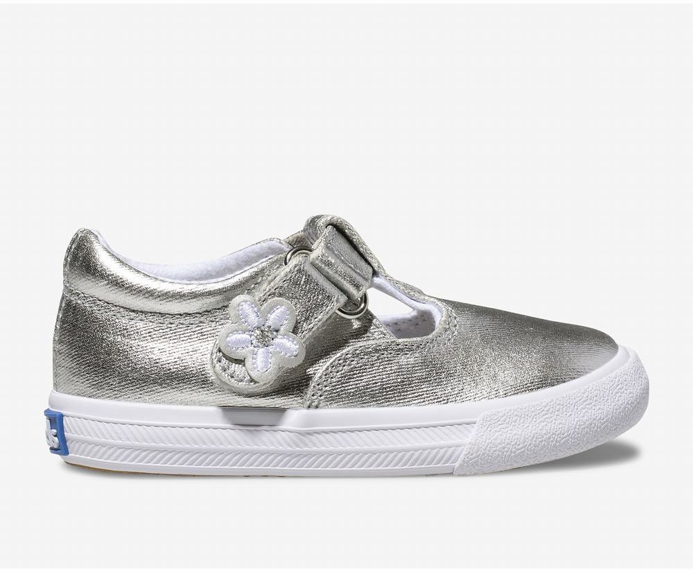 Girl Keds Daphne Sneaker Silver 1820439CG - South Africa